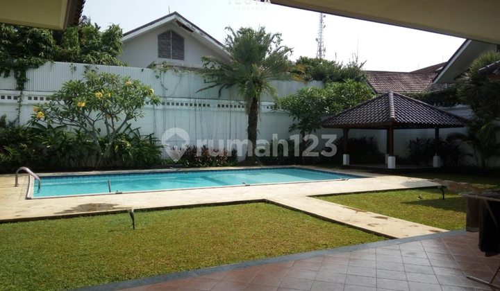 Dijual Rumah Hadap Selatan Area Strategis Kemang Pejaten