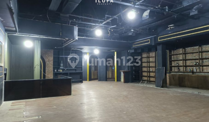 Disewakan Gedung Ruko Area Komersil Kemang Raya 