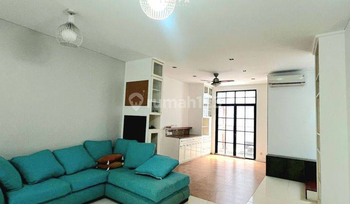 Disewakan Murah Townhouse Asri 2lantai+mezzanine Area Cilandak 1