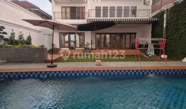 Disewakan Rumah Asri Baru Renovasi Area Strategis Kemang Disewakan Rumah Asri Baru Renovasi Area Strategis Kemang