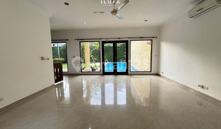 Disewakan Townhouse Area Pejaten Kemang Lingkungan Asri 2