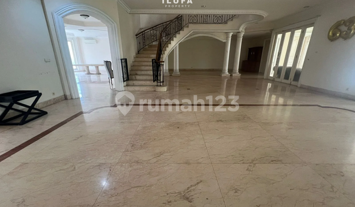 For Rent House Suitable for Office Spacious Parking Area Kemang 2