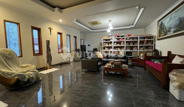 For Sale Good Condition House with SHM, Bintaro Area Sector 2