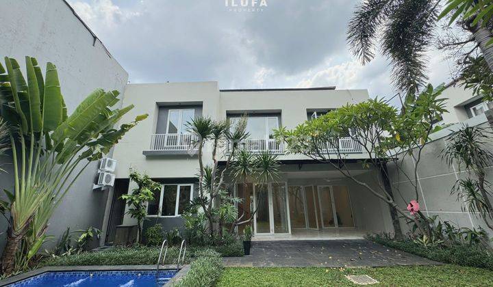 Disewakan Townhouse Area Kemang Lokasi Strategis Lingkungan Asri 1