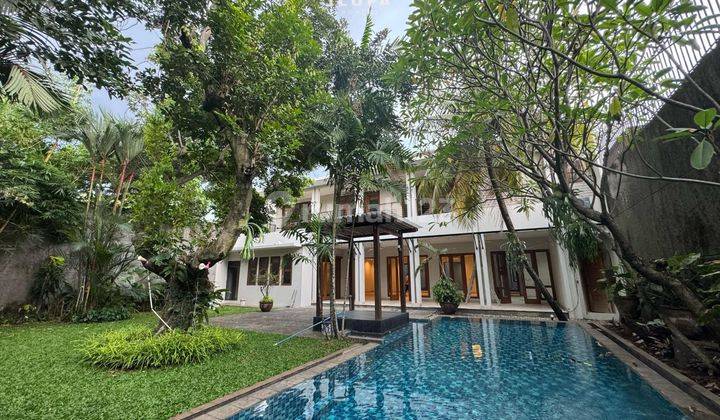 Disewakan Rumah Mewah Cantik Asri Lokasi Strategis Pejaten 1
