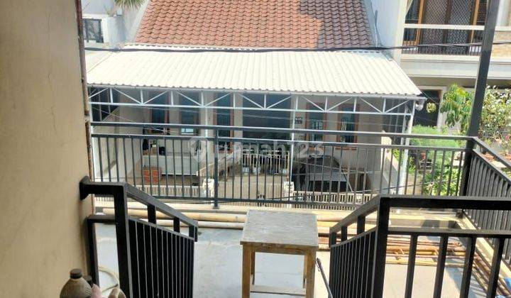 Rumah Bagus 4 Lantai Harga Murah Di Kelapagading  1