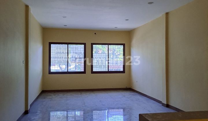 For sale cheap nice 2-story shop house in Kelapa Gading, no flooding, already renovated.