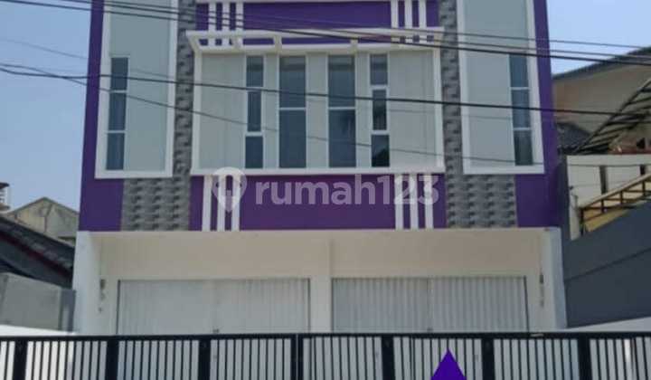 Di Jual Di Sewakan Ruko di Jalan Gading Griya Lestari 1