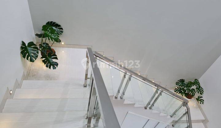 Rumah mewah  murah minimalis modern glass 3 lt   di senen jakarta pusat 2