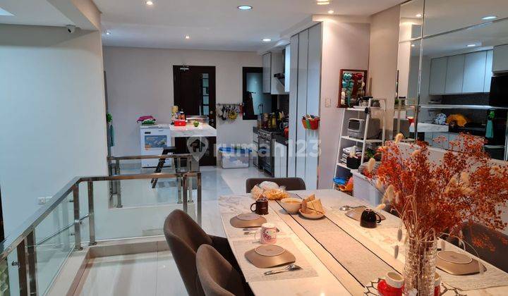 Rumah mewah  murah minimalis modern glass 3 lt   di senen jakarta pusat 1