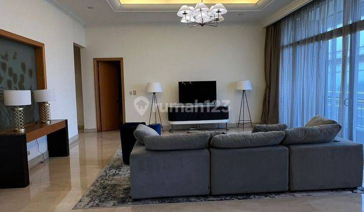 Apartemen mewah harga murah 4 Kamar Tidur Furnished airlangga Ritz Carlton 2