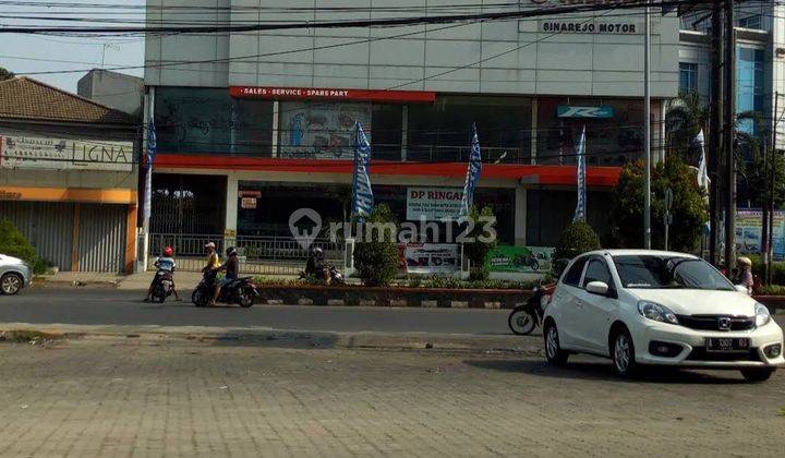 Gedung Bagus murah siap pakai ex dealer yamaha di kota Cilegon 1