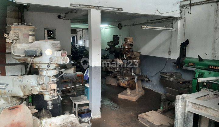 Ruko murah 2 lantai   di jl. raya narogong SHM 2