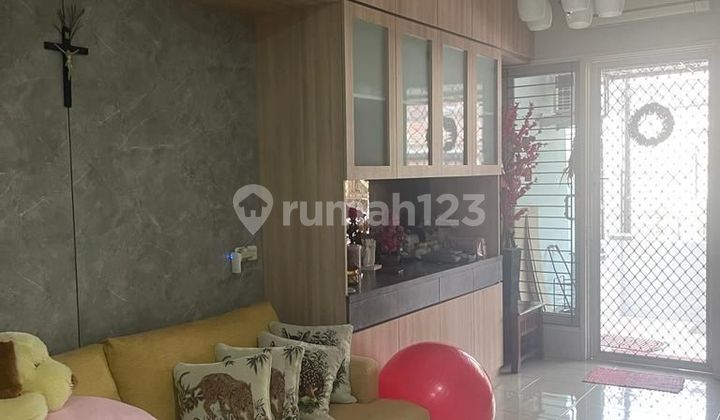 Rumah Bagus Murah 2 Lantai SHM di Kelapa Gading