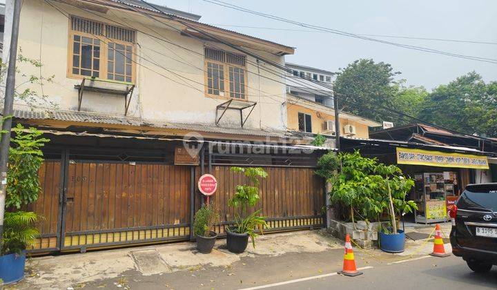 Rumah tua daerah komersial dijual murah dibawah NJOP  1