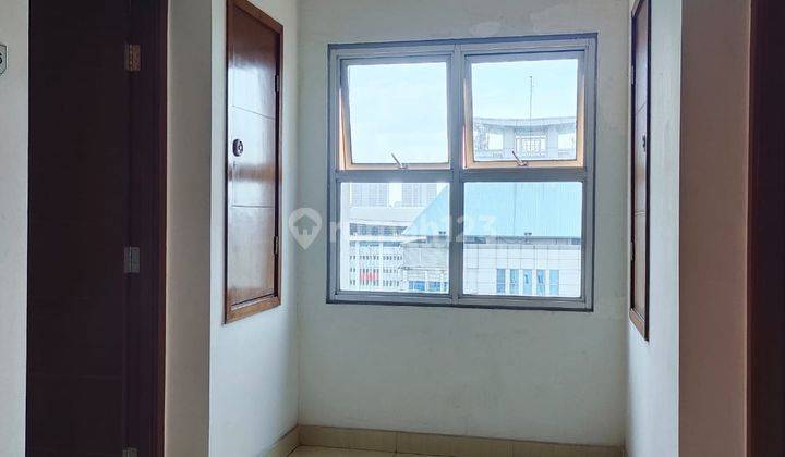 Apartemen Hook Studio Murah Bagus, Furnished, The Capitol Salemba 2