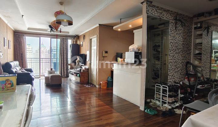 cheap sale nice ready-to-use 21st floor apartment at french walk Moi kelapa gading 2