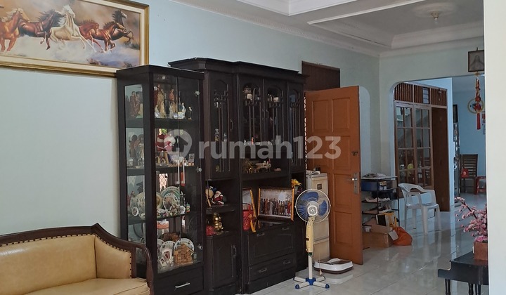 Affordable 2-Story House Ready to Occupied No Flooding in Gading Griya Lestari Kelapa Gading Affordable 2-Story House Ready to Occupied No Flooding in Gading Griya Lestari Kelapa Gading