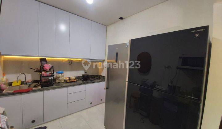 Disewakan Rumah Full Furnish Modern di Kutisari Indah Surabaya Selatan 2