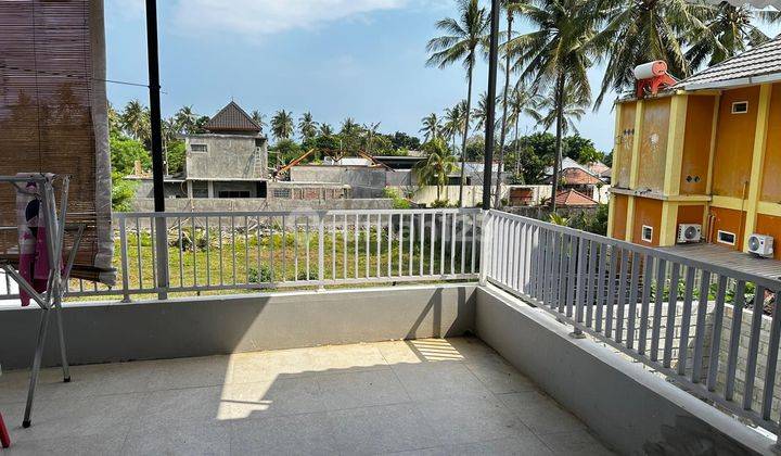 Rumah Bergaya Villa Dijual Murah di Green Valley Senggigi Lombok Barat 1