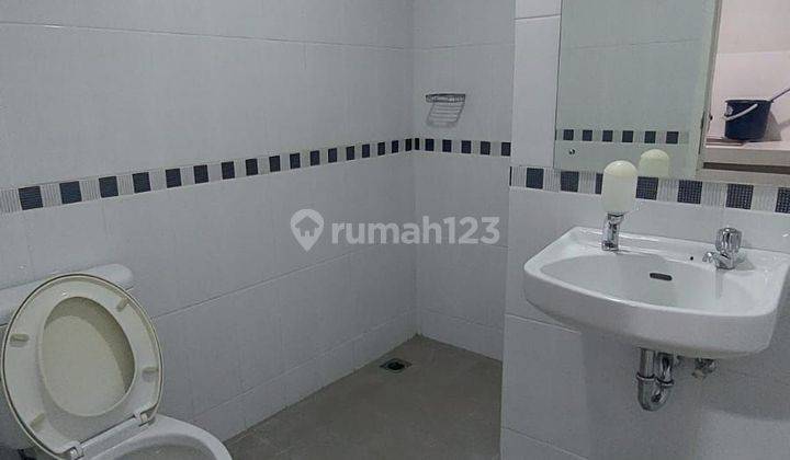 Dijual harga miring!! Studio Apartemen Trimezia Beverly 2