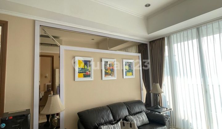 Disewakan 2+1 Bedroom Furnish Cantik Apartemen Taman Anggrek Residences 2