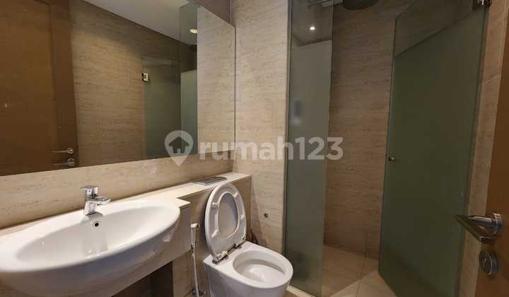 Disewakan 3 Bedroom Furnish Apartemen Taman Anggrek Residences 2
