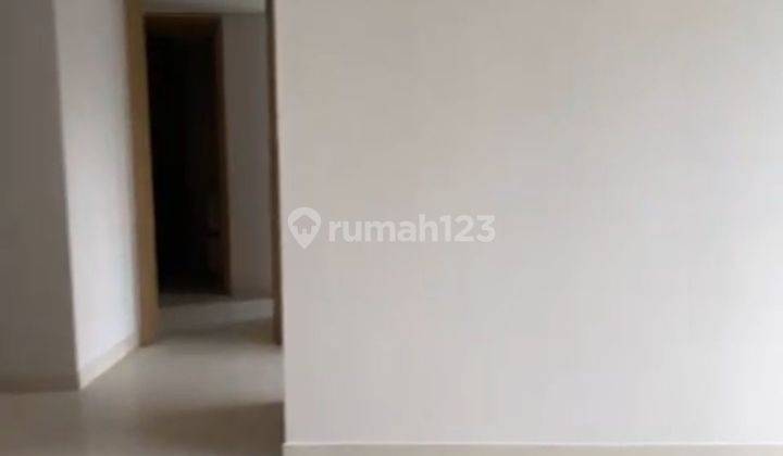 Disewakan 3 Bedroom Unit Khusus Apartemen Taman Anggrek Residences 2