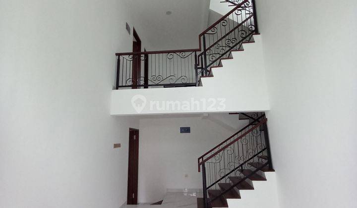 Rumah clasic modern di Bukit golf hijau sentul city