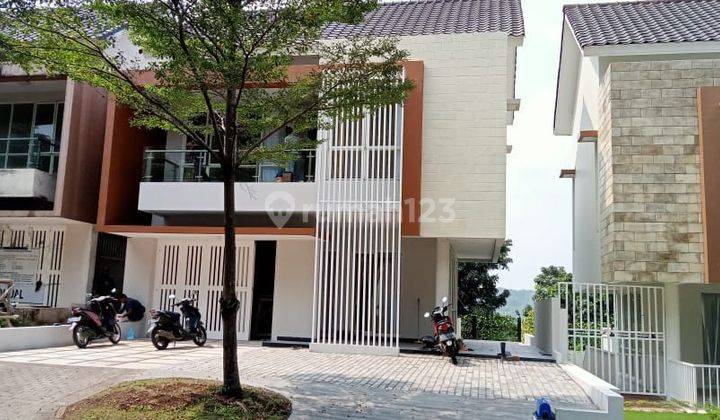 Rumah siap huni di cluster hill top sentul city 1