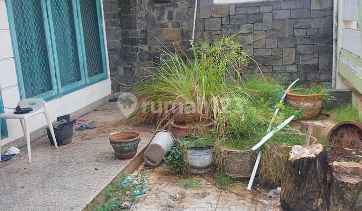 Rumah 2 Lantai di Green Ville, Jakarta Barat