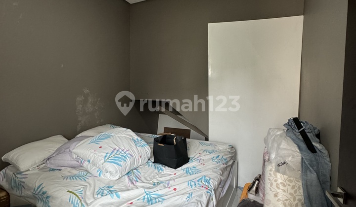 Rumah Modern Minimalist Cocok Untuk Usaha ( Agen Sembako )bangunan Baru 2024bangunan 3 Lantai Luas Tanah 80 M2luas Bangunan 220 M2kamar Tidur 2kamar Mandi 3 + 1ruang Makan + Kitchen Setruang Keluargaruang Gudangrooftop Fullgarasi 4 Mobilcarport Loading 1  2