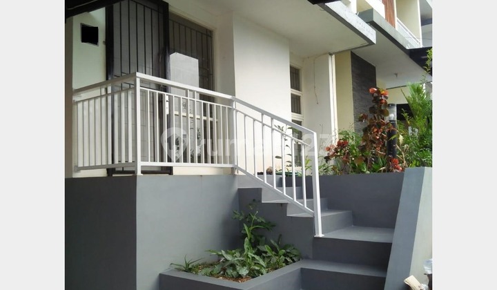 Disewakan Rumah View Gunung di Rancamaya Bogor Selatan Disewakan Rumah View Gunung di Rancamaya Bogor Selatan