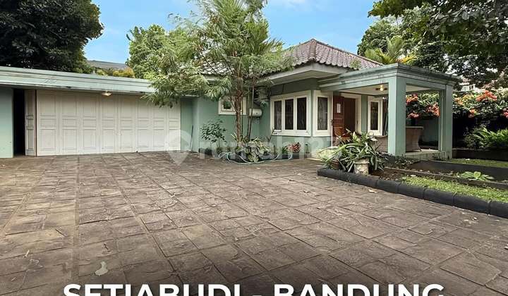 Rumah Bagus SHM di Setiabudi Rumah Bagus SHM di Setiabudi