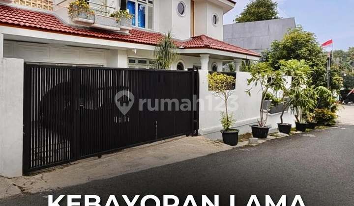 Rumah Bagus SHM di Kebayoran Baru