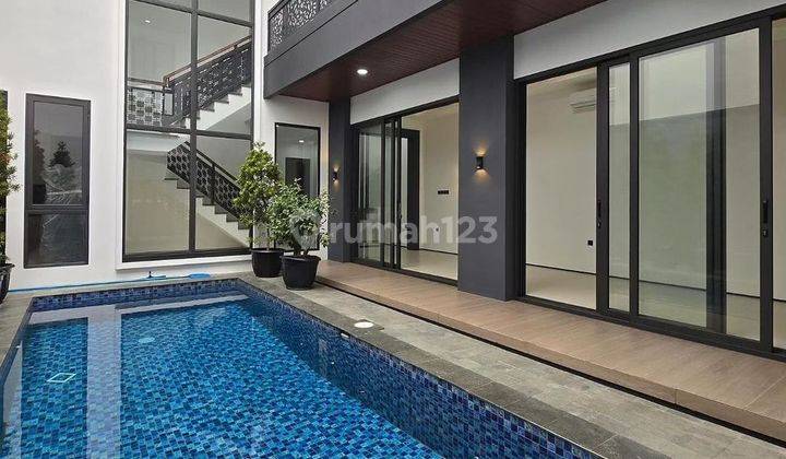 Rumah di Kemang 2 Lantai SHM Bagus 1