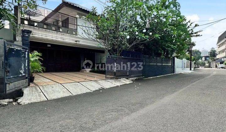 Rumah di SIMPRUG 2 Lantai SHM Bagus 1