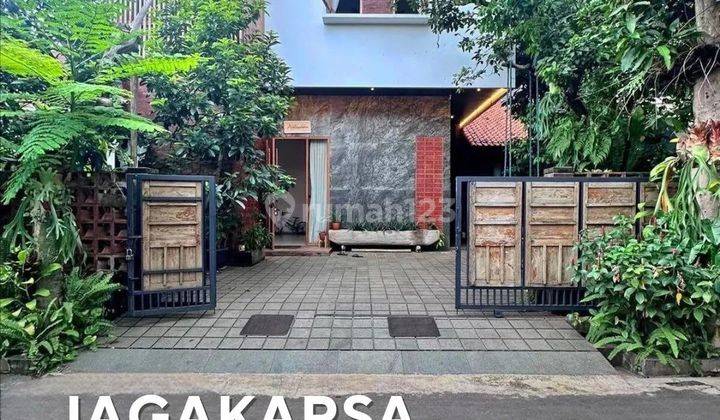 Rumah di Jagakarsa 2 Lantai SHM Bagus 1