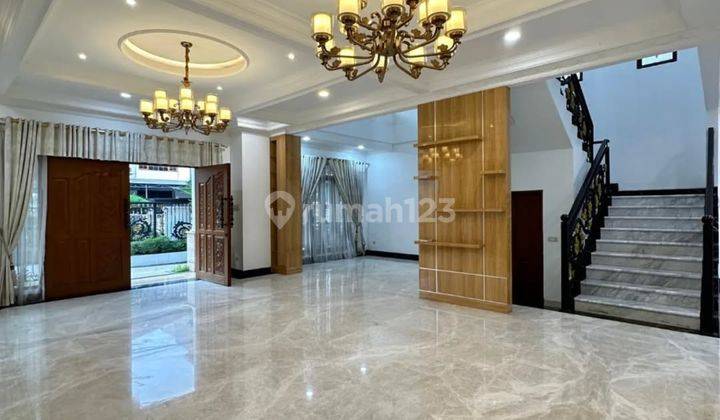 Rumah Semi Furnished Bagus SHM - Sertifikat Hak Milik di pondok indah , Pondok Indah 2