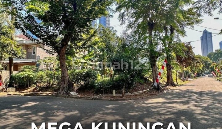 Bebas Banjir, Tanah, 1 Lantai, SHM, di Mega Kuningan,