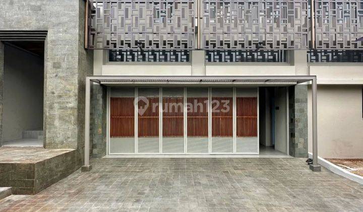 Rumah Semi Furnished Bagus SHM - Sertifikat Hak Milik di VETERAN , Veteran 2