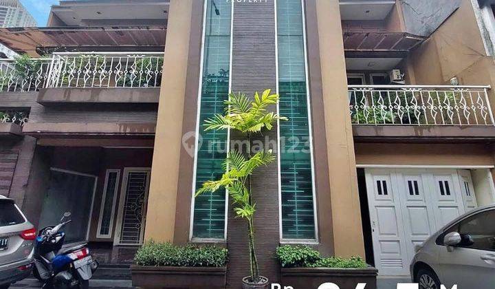 Rumah Semi Furnished Bagus SHM - Sertifikat Hak Milik di KEBAYORAN BARU , Kebayoran Baru 1