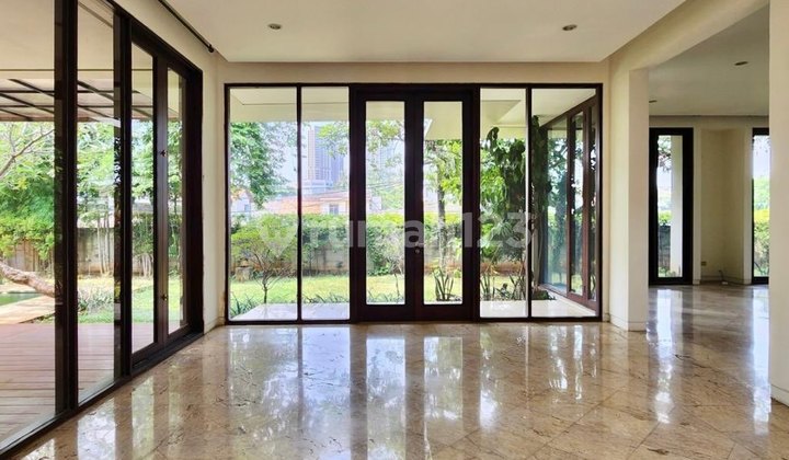 Rumah Bagus SHM di Kemang 2