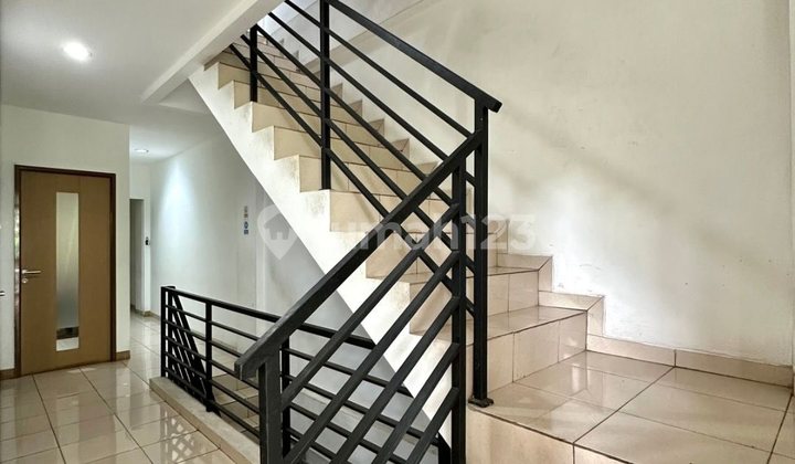 Ruko di Veteran 97.0 M² Semi Furnished SHM 2