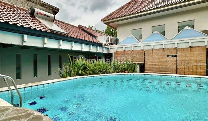 Rumah Di Menteng Shm Bagus 2