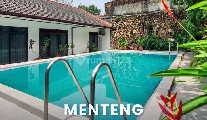 Rumah Di Menteng Shm Bagus Utara 1