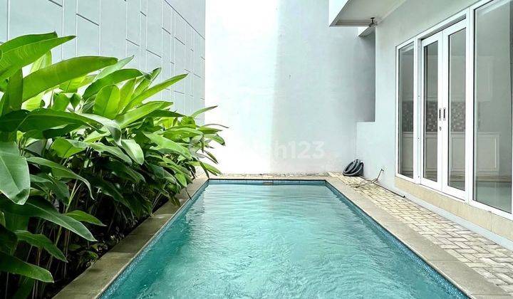 Rumah Semi Furnished Bagus SHM - Sertifikat Hak Milik di AMPERA -KEMANG , Ampera 2