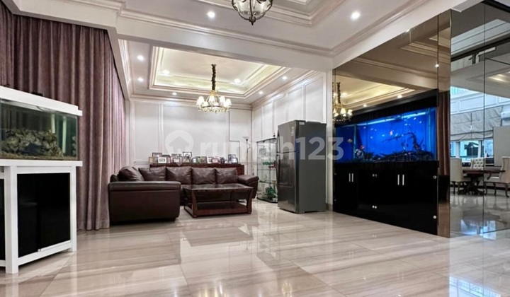 Rumah Bagus SHM di Pondok Indah 2