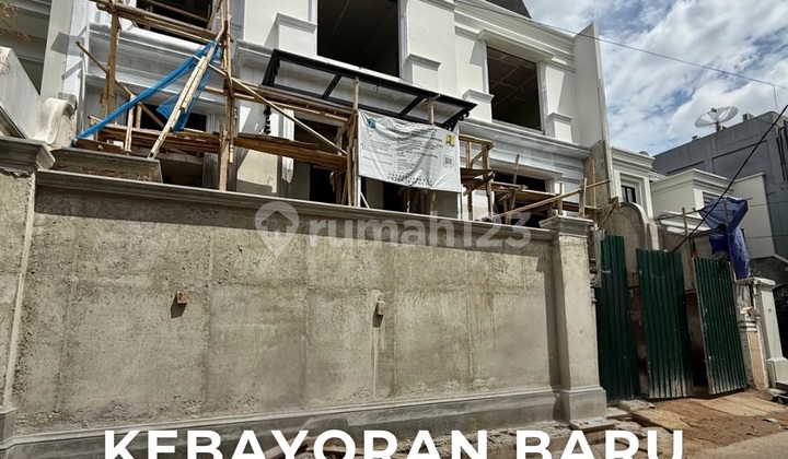 Rumah Bagus SHM di Kebayoran Baru