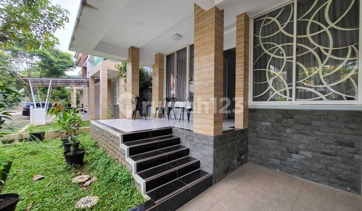 Rumah di Kebayoran Essence 2 Lantai SHM Bagus Rumah di Kebayoran Essence 2 Lantai SHM Bagus